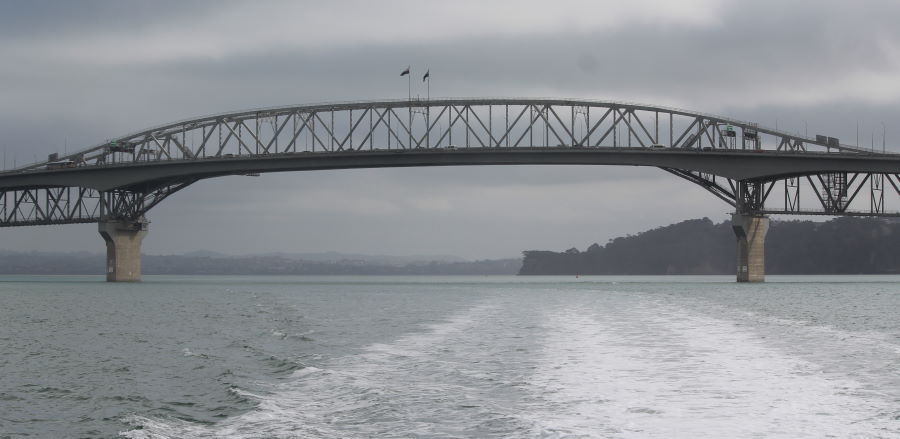 ddnzaucklandharbour13.jpg