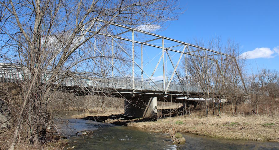 ddvalinvillethacher6.jpg